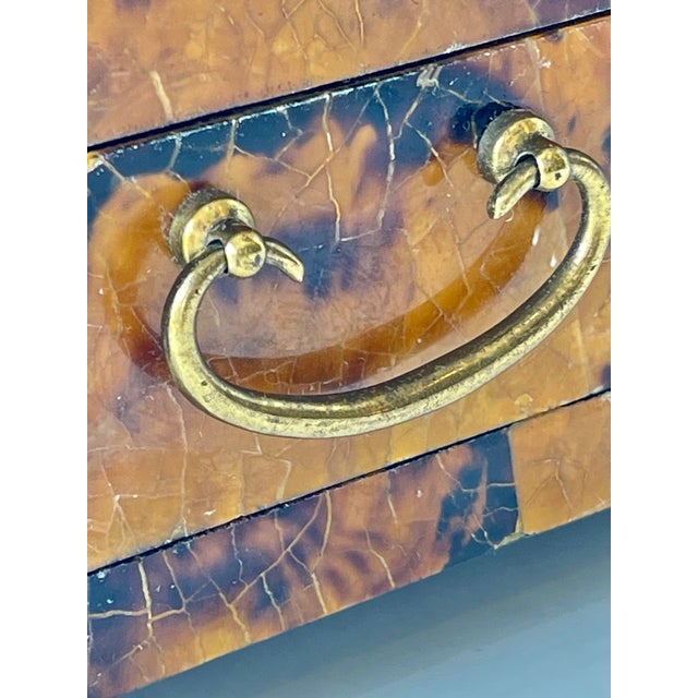 Saffron Large Tessellated Pen-Shell Jewelry Box, 1970s, Attributed to Maitland Smith For Sale - Image 8 of 10