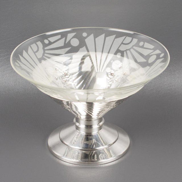 Art Deco Silver Plate and Etched Glass Centerpiece Bowl, 1930s For Sale In Atlanta - Image 6 of 13