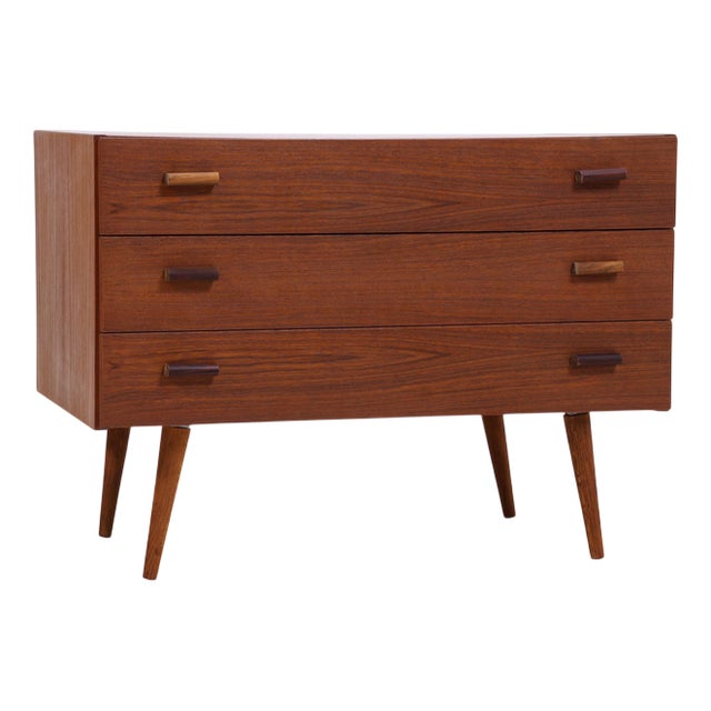 Mid-Century Teak Chest of Drawers, 1960s For Sale
