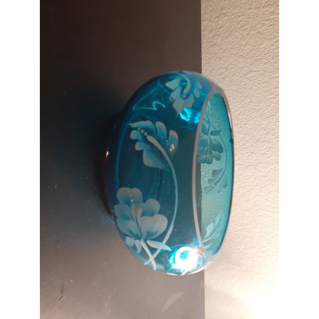 Glass 1960s Fenton Hand-Painted Blue Teal Rose Bowl For Sale - Image 7 of 10