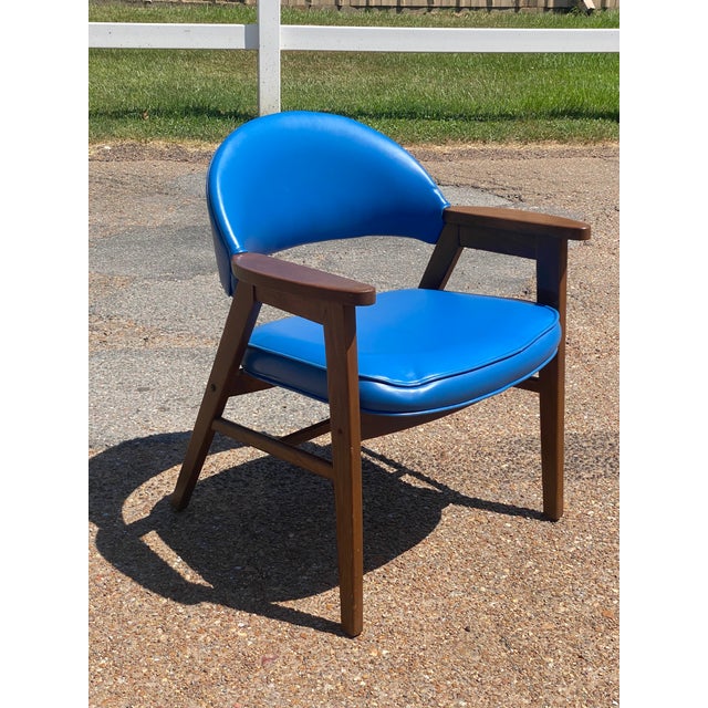 1975 Madison Furniture Company Gunlocke Style Chair Chairish