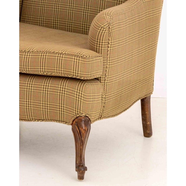Late 20th Century Queen Anne Style Beige Plaid Upholstered Wingback Arm Chair For Sale - Image 5 of 7