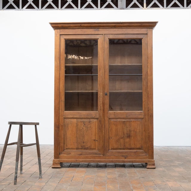 Antique French Wooden Display Case, 1900 For Sale - Image 10 of 10