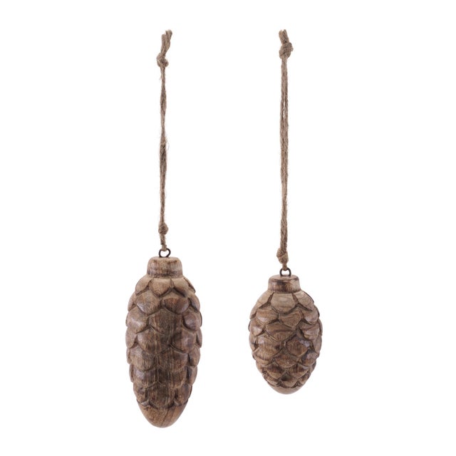 Kenneth Ludwig Chicago Wooden Pine Cone Ornament Set of 24  5" & 5.75"H For Sale - Image 4 of 6
