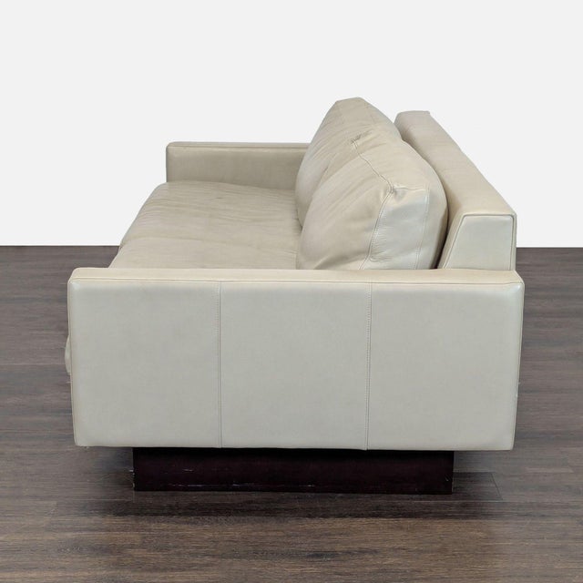 Modern Room and Board Pierson 3-Seat Modern Leather Sofa in Light Beige For Sale - Image 3 of 8