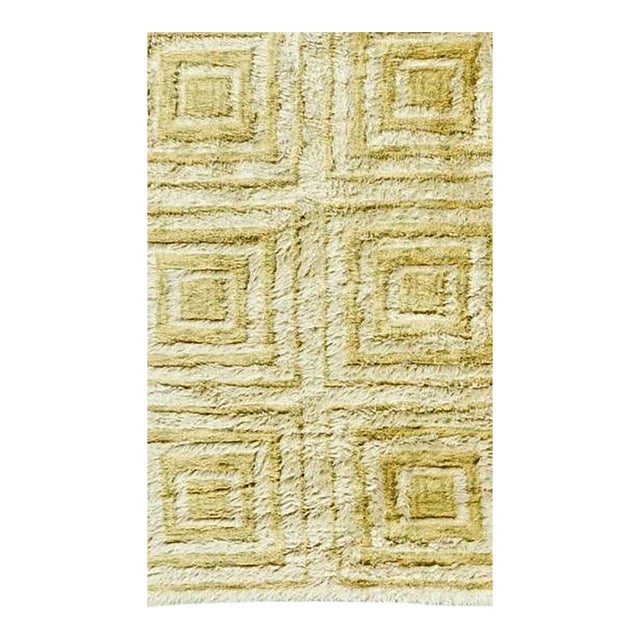 1970's Green Greek Key Design Shag Wall Tapestry For Sale