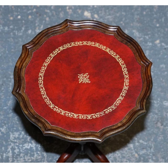 Vintage Burgundy Leather Gold Embossed Side End Wine Lamp Occasional Table For Sale - Image 10 of 13