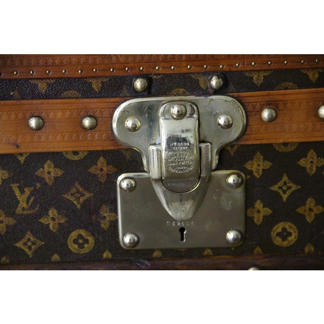 Monogrammed Trunk from Louis Vuitton, 1920s For Sale - Image 9 of 18