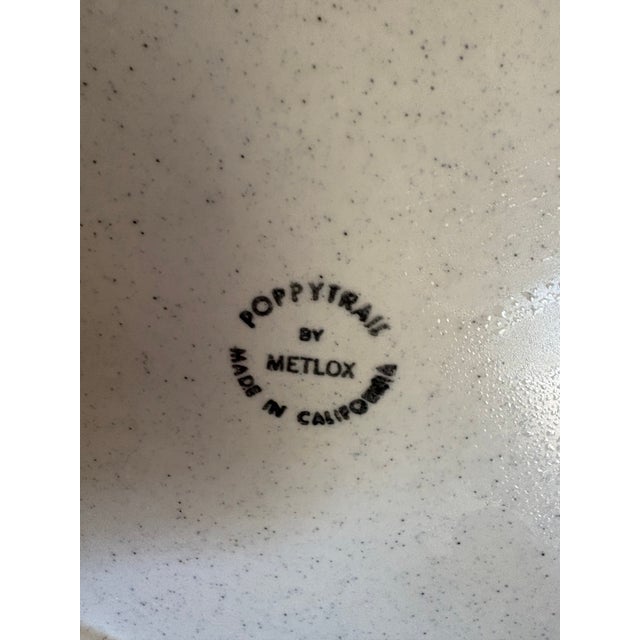 Ceramic 1950s Metlox Dinner Plates in the Poppyfields California Confetti Pattern - Set of 4 For Sale - Image 7 of 7