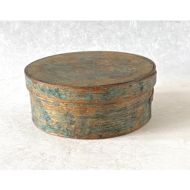 Farmhouse Authentic Early 19th Century Antique Hand Made Finger Lap Bentwood Kitchen Pantry Box For Sale - Image 3 of 11