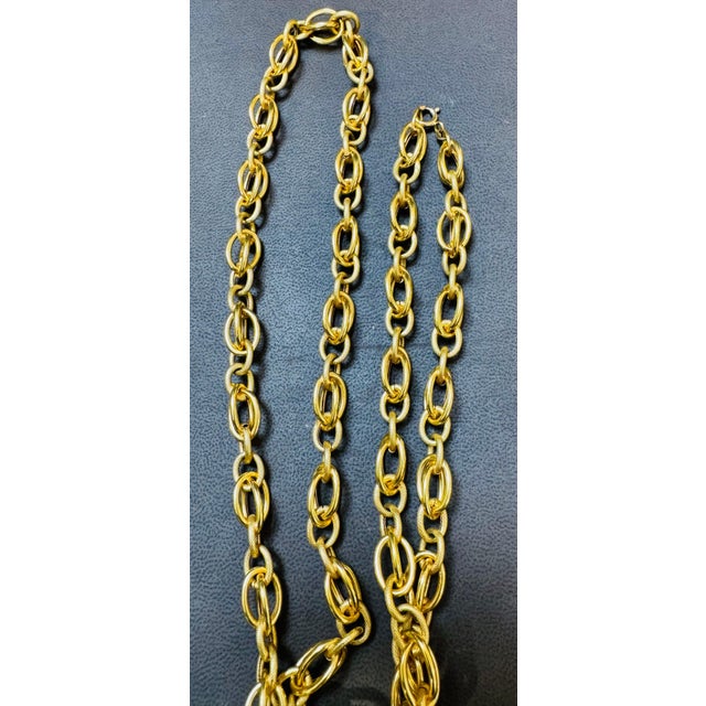 Vintage 18 Karat Yellow Gold 41.2 Gm, Link Chain, 8.14 mm Necklace, 32 " Long For Sale - Image 12 of 18
