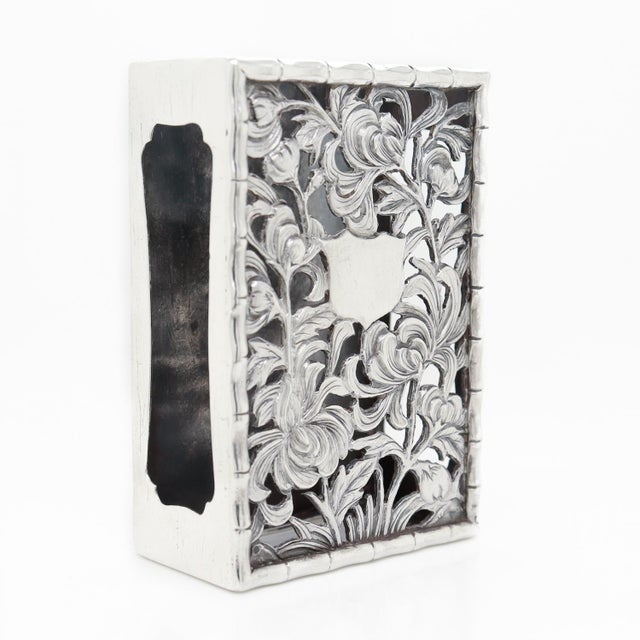 Chinese Antique Hung Chong Chinese Export Silver Matchbox Cover With Chrysanthemums For Sale - Image 3 of 15