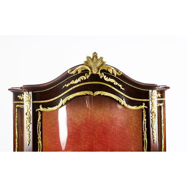 Antique 19th Century French Vitrine Display Cabinet by Vernis Martin For Sale - Image 5 of 18