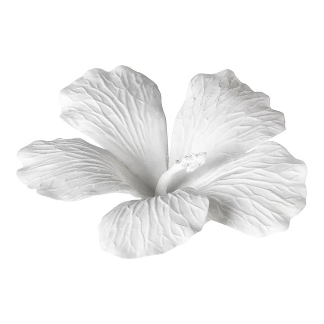 White Bone China Hibiscus Flower Wall & Table Décor, Set of 3 For Sale