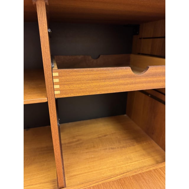 Vintage Scandinavian Wall Unit in Teak by Poul Cadovius for Royal System, 1960s For Sale - Image 9 of 14