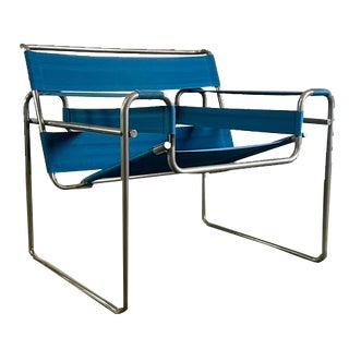 Wassily B3 Lounge Chair by Marcel Breuer for Knoll Inc. / Knoll International, 1990s For Sale
