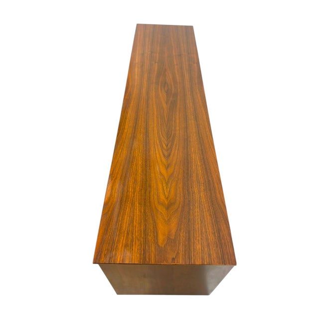 Vintage Mid Century Modern Bassett Furniture Walnut Triple Dresser Credenza. For Sale - Image 9 of 10