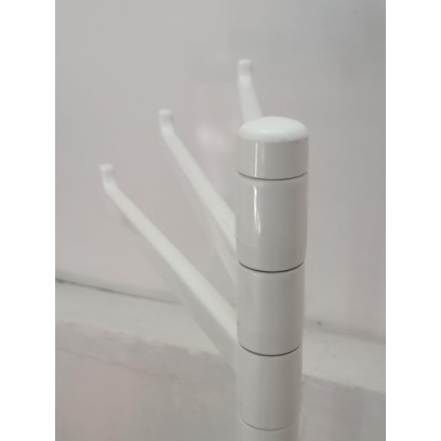 1970s Towel Rack by Makio Hasuike for Gedy, 1970s For Sale - Image 5 of 9