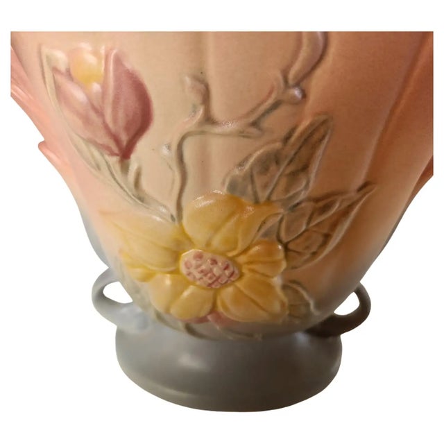 Art Deco 1950s Hull Pottery Pink Flower Vase Art Deco Double Handle For Sale - Image 3 of 7