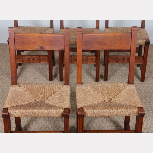 Vintage French Straw-Seated Wooden Chairs, 1950, Set of 6, in Good conditions. Designed 1950 to 1959