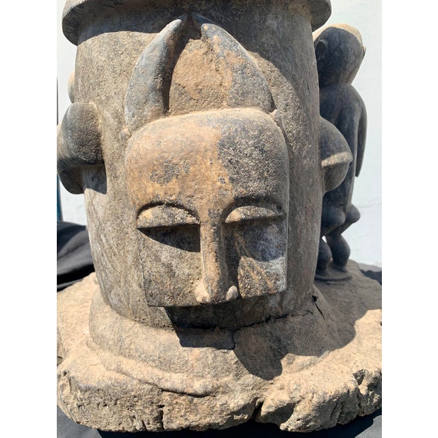 Mid 20th Century Monumental Brutalist Mambila Tribal Shrine Sculpture - Multi-Head Zoomorphic Carving, 27" Wide For Sale - Image 11 of 12