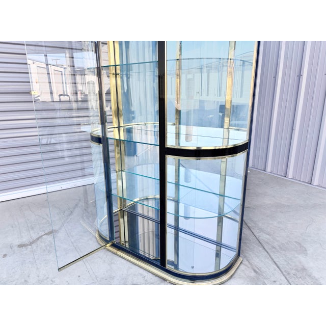 1970s Vintage Brass & Gunmetal Curved Display Cabinet Styled After Mastercraft For Sale - Image 11 of 13