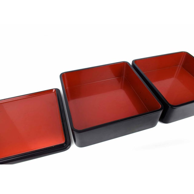 Black Early 20th Century 2-Tier Black Lacquerware With Handpainted Gold Maki-E Cherry Blossom Sakura Design Jubako Bento Lunch Box For Sale - Image 8 of 11