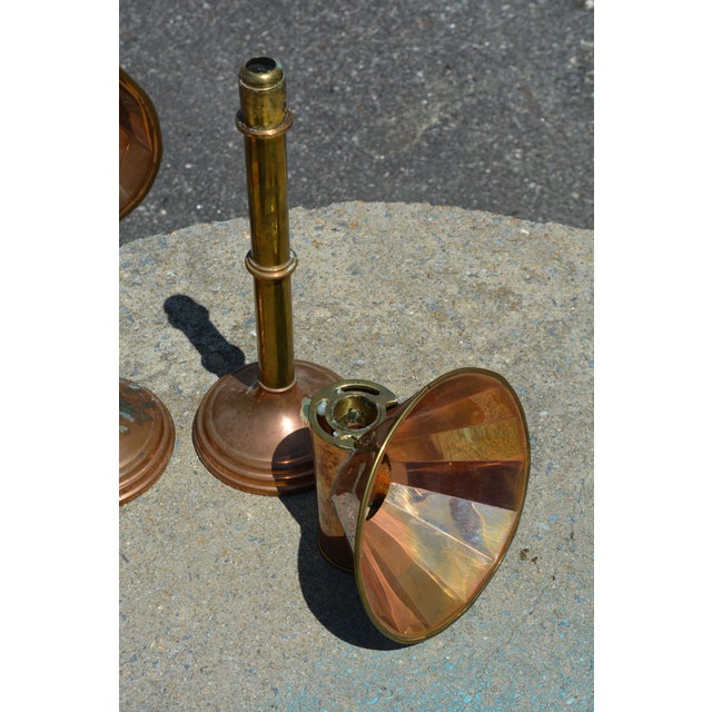 1960s Vintage Sarreid Korea Copper & Brass Reflector Candle Stick Student Lamps Lights - a Pair For Sale - Image 5 of 12