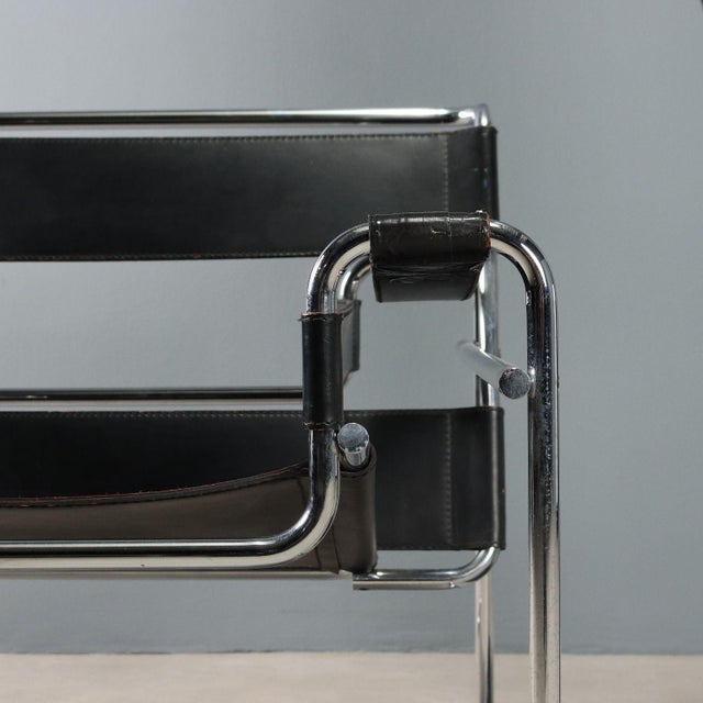 Wassily Chair by Marcel Breuer for Gavina For Sale - Image 5 of 12