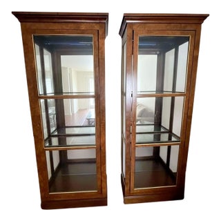 Late 20th Century Baker Furniture Collector's Edition Lighted Curio Cabinets Set of 2 Glass Door For Sale