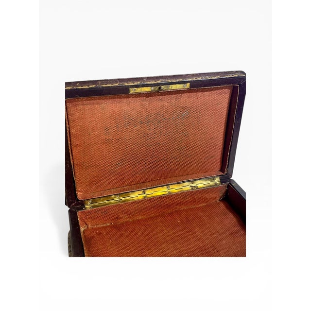 19th Century French Napoleon III Hand-Tooled Gilt Leather Box For Sale - Image 6 of 16