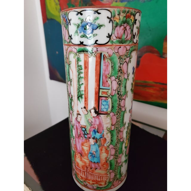 Antique Chinese Porcelain Rose Medallion Cylinder Vase For Sale - Image 10 of 10