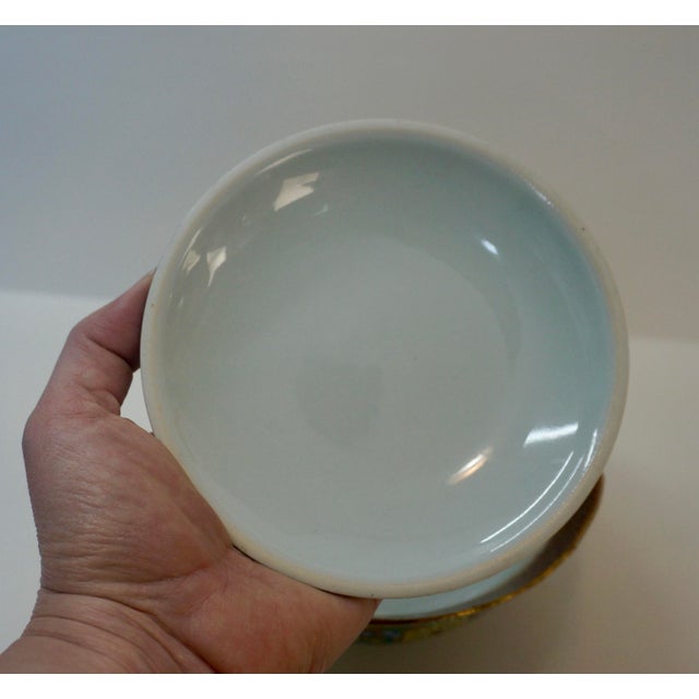 Japanese Vintage Japanese Kutani Hand-Painted Chawan Bowl With Lid - "Thousand Flowers" Pattern For Sale - Image 3 of 6