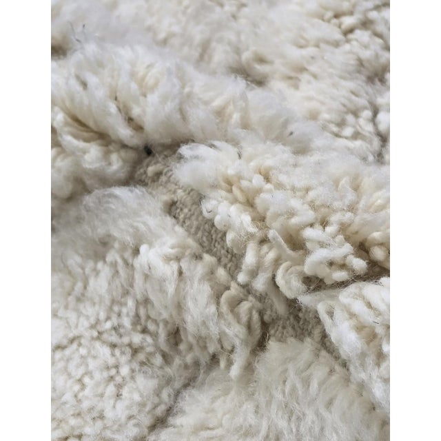 Mid-Century Modern White Moroccan Runner Rug - 6.3 X 2.3 Ft For Sale - Image 3 of 8