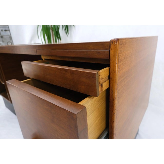 Mid 20th Century American Walnut Ed Wormley for Dunbar Double Pedestal Desk w/ Folding Return For Sale - Image 5 of 13