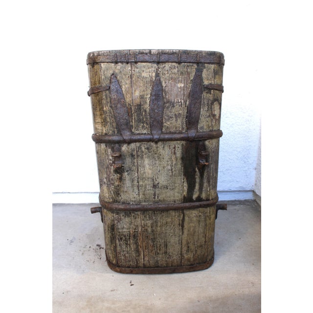 1920s Chinese Water Bucket Elm Wood/Forged Iron/Antique Early 20th Century For Sale - Image 5 of 7