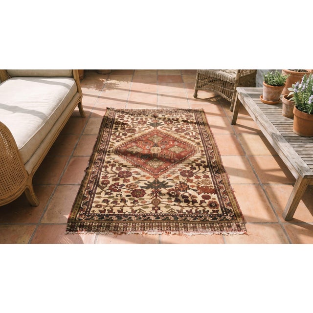 1930s Tan Camel Medallion Antique Persian Ghashgaie Rug 2'9" X 4'10" Handknotted Wool Carpet For Sale In New York - Image 6 of 8