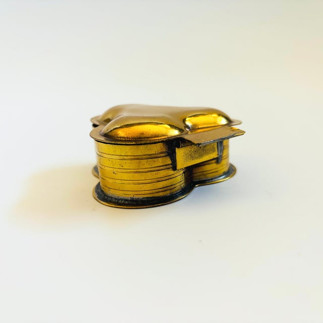 Vintage Small Brass Clover Box For Sale In San Francisco - Image 6 of 6