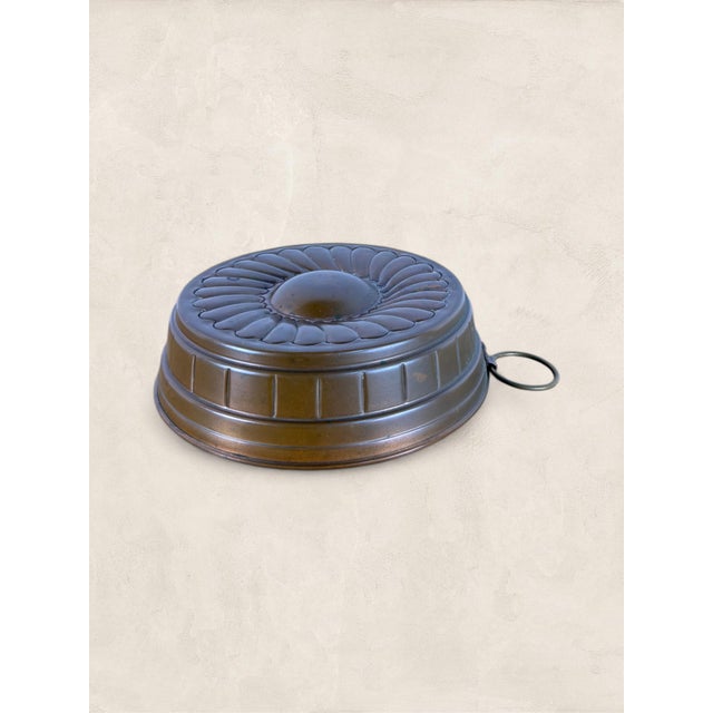 Antique English Tin Plated Cake Mould For Sale In Tampa - Image 6 of 7