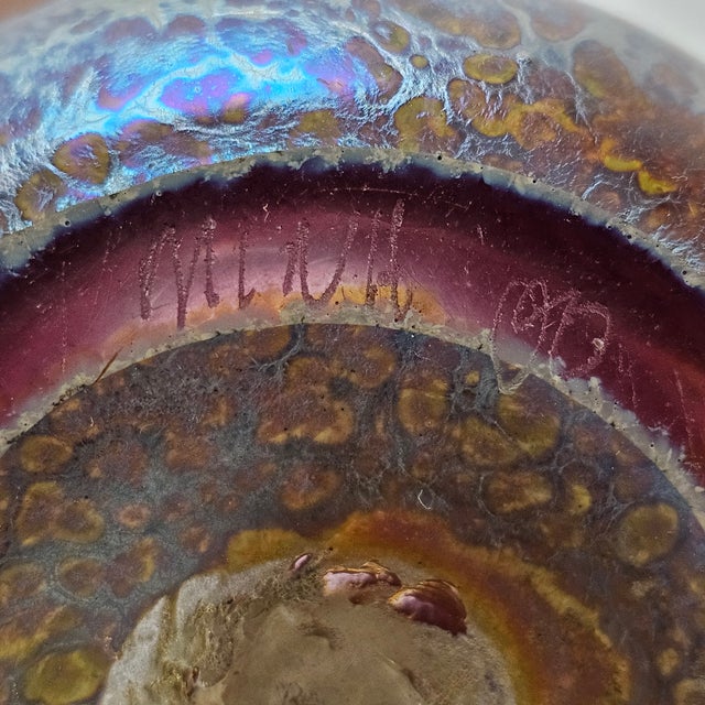 Iridescent Studio Art Glass Vase With Applied Ribbon Trail Lines 9.25" For Sale - Image 12 of 12