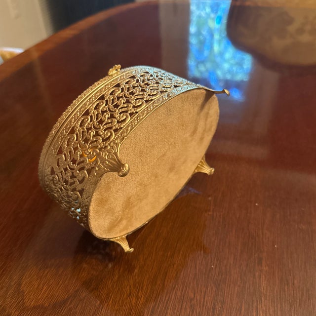 Metal French Gold Reticulated Jewel Casket For Sale - Image 7 of 7