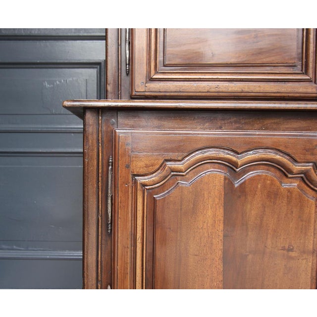 French Buffet À Deux Corps in Walnut For Sale - Image 12 of 18