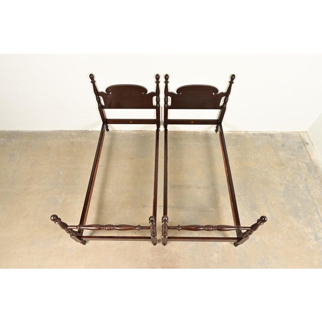 Kindel Furniture Kindel Furniture Antique Georgian Carved Solid Mahogany Twin Size Poster Beds, Pair For Sale - Image 4 of 7