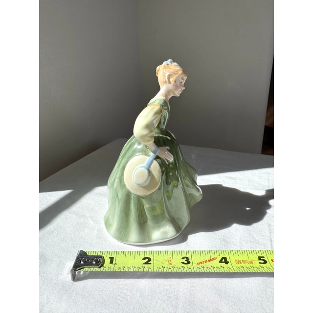 Mid 20th Century Royal Doulton Figurine ~ “Fair Maiden” ~ Hn 2211 For Sale - Image 11 of 12