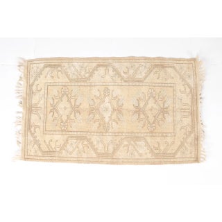 Mid 20th Century Low Pile Wool Carpet for Neutral Interiors For Sale
