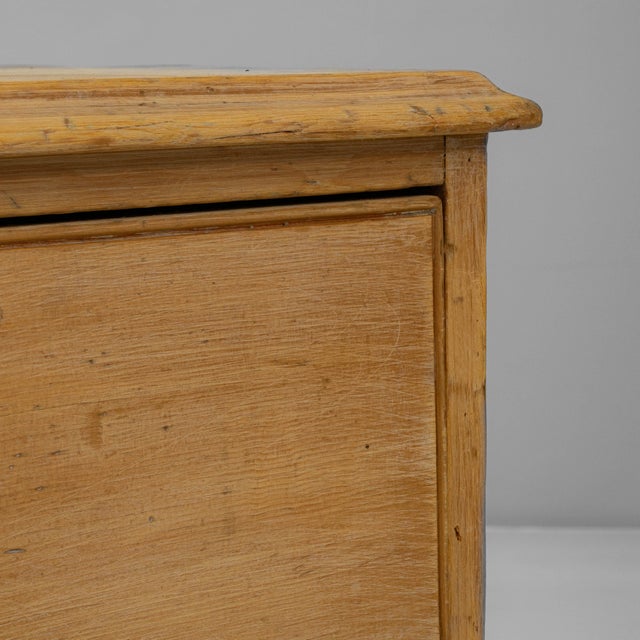 Brown 19th Century English Wooden Chest Of Drawers For Sale - Image 8 of 18