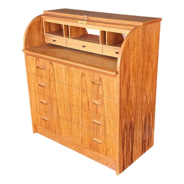 Vintage Scandinavian Danish Modern Post MCM Teak Cylinder Roll Top Desk. C1970 For Sale