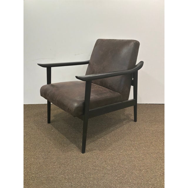 Modern Dinasty Leather Chairs - Pair. For Sale - Image 3 of 8