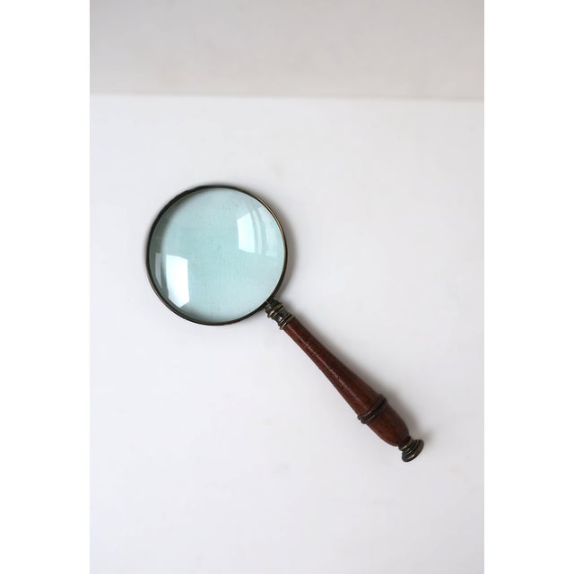English Late 20th Century Magnifying Glass For Sale - Image 3 of 11