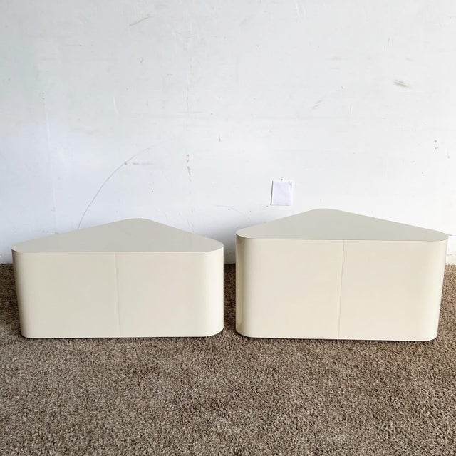 Postmodern Cream Lacquer Laminate Triangular Nesting Side Tables Chairish